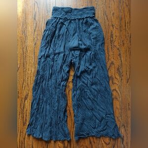 Aritzia XXS Pants